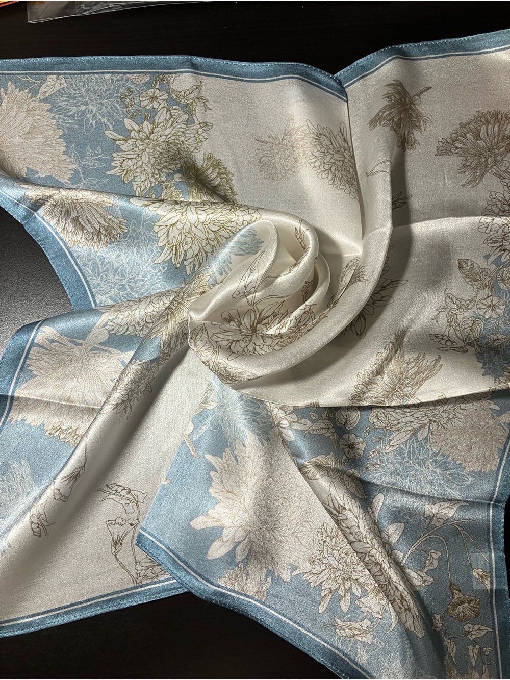 100% silk scarf bandana beautiful floral blue white
